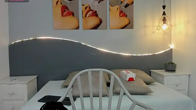 Sara mora  online show from June 16, 3:13 pm