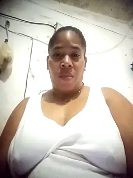 Big ass submissive online show from December 18, 1:05 pm