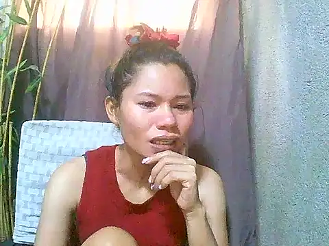 Sweeetgurll online show from May 10, 2:13 am