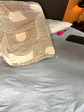 Alexia  cox online show from December 1, 4:16 am