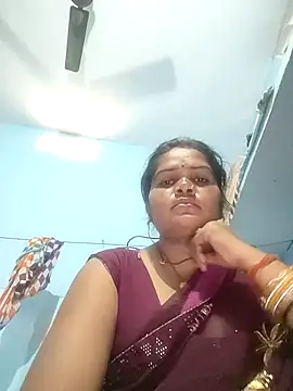 Snapshot of Rashi_cut chatting on October 27, 7:04 am Rashi cut online show from October 27, 7:04 am