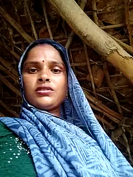 Snapshot of Sapna9685 chatting on September 18, 3:54 pm Sapna9685 online show from September 18, 3:54 pm