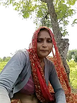 Snapshot of Sapna9685 chatting on October 8, 6:29 am Sapna9685 online show from October 8, 6:29 am