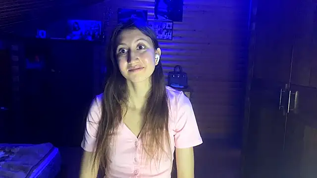 Shyselly online show from November 1, 7:40 pm