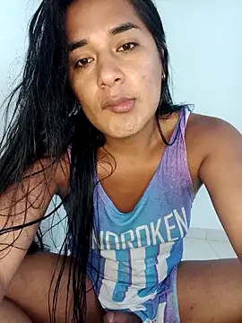  Diviine karoll  online show from November 3, 6:56 pm