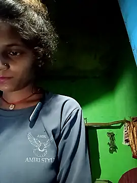 Snapshot of Jyoti_thakurr chatting on September 27, 6:48 pm Jyoti thakurr online show from September 27, 6:48 pm