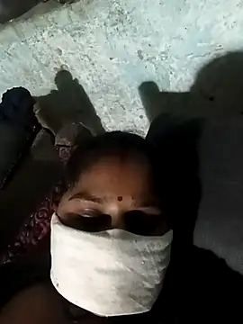 Sheema tyagi online show from October 26, 4:57 pm