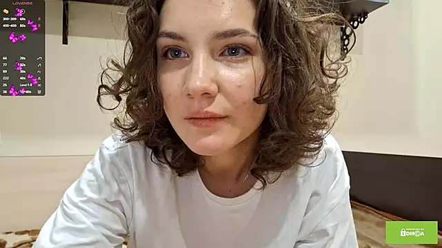 Snapshot of lady_linaa chatting on September 12, 4:03 pm lady linaa online show from September 12, 4:03 pm