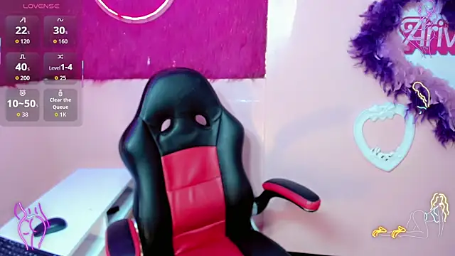 Madiso Santiel online show from September 19, 7:35 pm