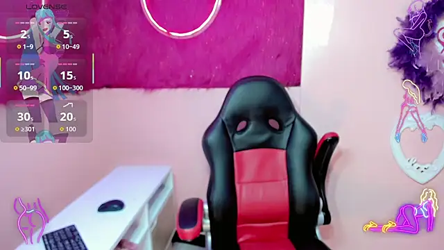 Madiso Santiel online show from September 22, 7:23 pm