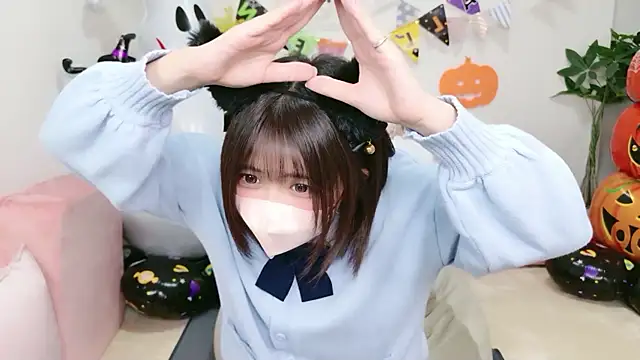 Hinata Sun online show from October 27, 10:33 am