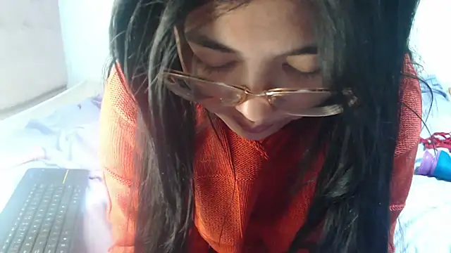 Snapshot of Lizaa_cowen15 chatting on September 30, 3:56 am Lizaa cowen15 online show from September 30, 3:56 am
