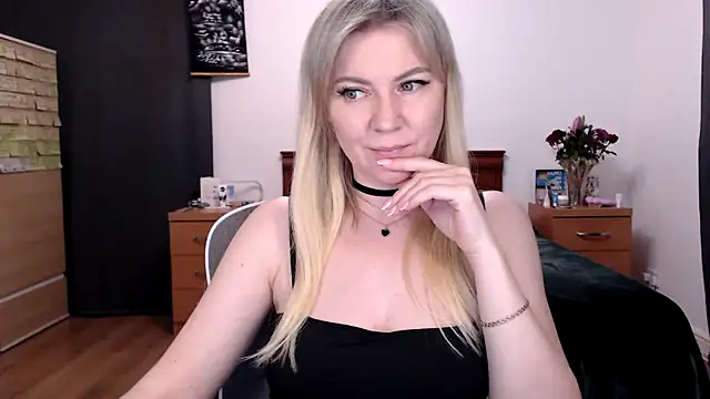 ParadiseAlina online show from March 12, 8:00 pm