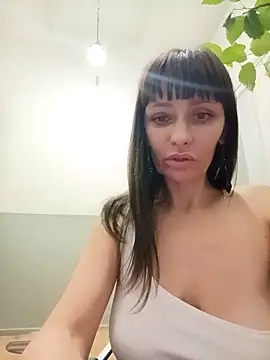 Lietta  online show from October 23, 8:04 pm