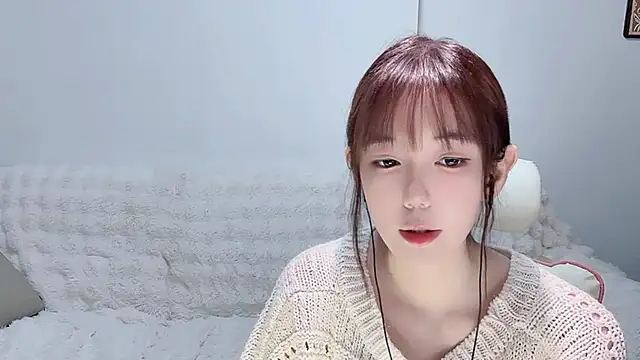 Xiao-runbao online show from December 4, 5:14 pm