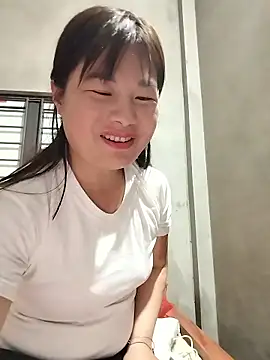 kute-00 online show from January 12, 2:11 pm