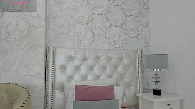 amara rousse online show from October 18, 11:35 am