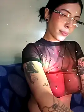 scarlet venom online show from November 26, 2:40 pm