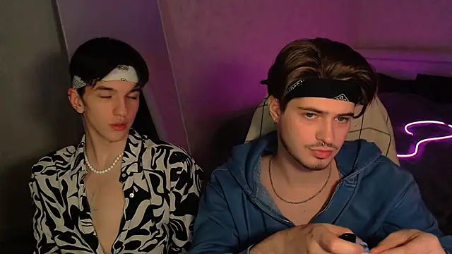 itsyanbb online show from September 27, 7:43 pm