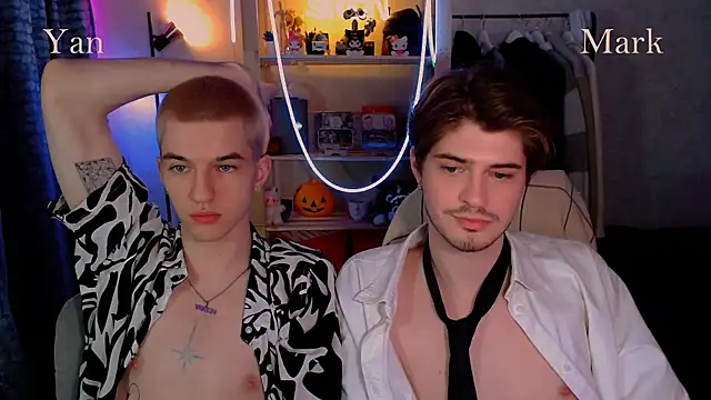 itsyanbb online show from March 22, 3:40 pm