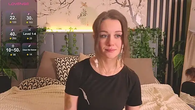 SkyHelen online show from December 22, 5:10 am