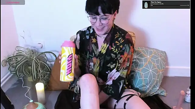 MossPrince online show from September 30, 7:41 pm