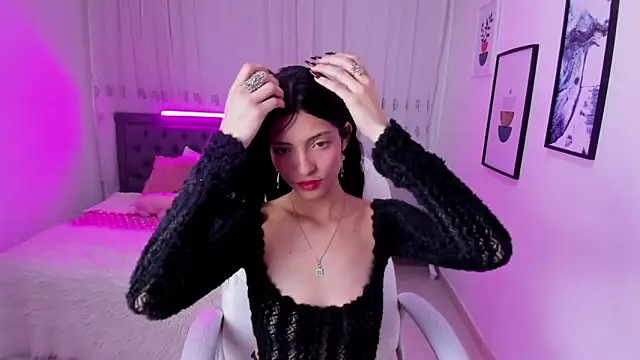 Mia Clay1 online show from November 11, 9:12 pm