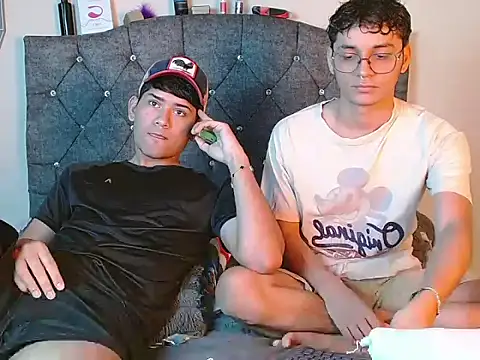 logan willyams  online show from September 17, 9:24 pm