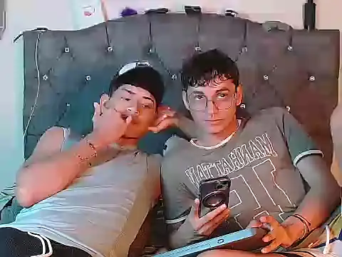 logan willyams  online show from September 11, 11:16 pm