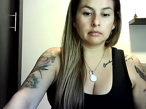 Valery  Rouse  online show from June 4, 9:41 pm