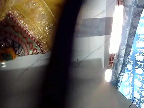 Sexy vipasha online show from December 3, 6:05 am