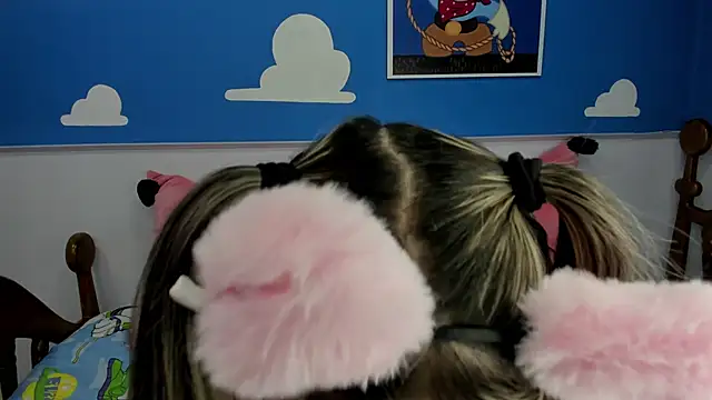 miss  evolet online show from February 9, 11:01 am