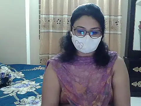 Snapshot of Elena_cruz5 chatting on October 12, 12:40 pm Elena cruz5 online show from October 12, 12:40 pm