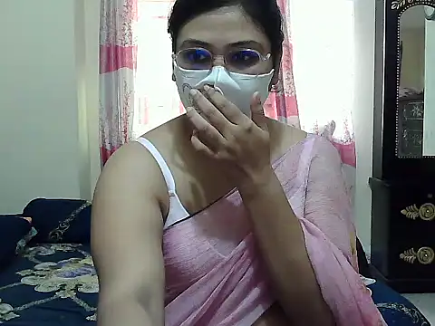 Snapshot of Elena_cruz5 chatting on September 28, 2:40 am Elena cruz5 online show from September 28, 2:40 am