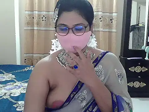 Snapshot of Elena_cruz5 chatting on October 4, 3:49 pm Elena cruz5 online show from October 4, 3:49 pm