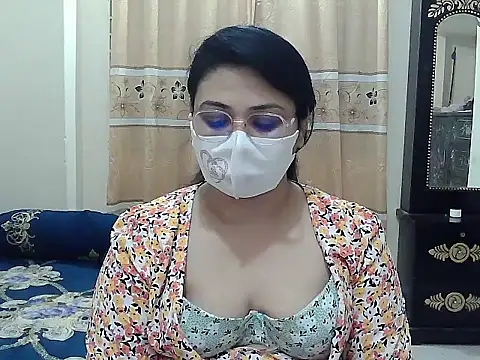 Snapshot of Elena_cruz5 chatting on October 14, 12:52 pm Elena cruz5 online show from October 14, 12:52 pm