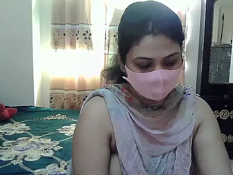 Snapshot of Elena_cruz5 chatting on October 19, 4:25 am Elena cruz5 online show from October 19, 4:25 am