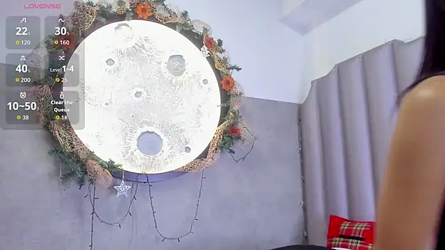 honny 23 online show from December 18, 8:02 pm