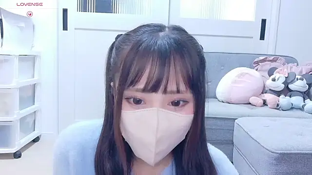 YURi luv online show from November 12, 11:41 am