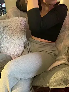 d3luluxx online show from October 24, 6:48 pm