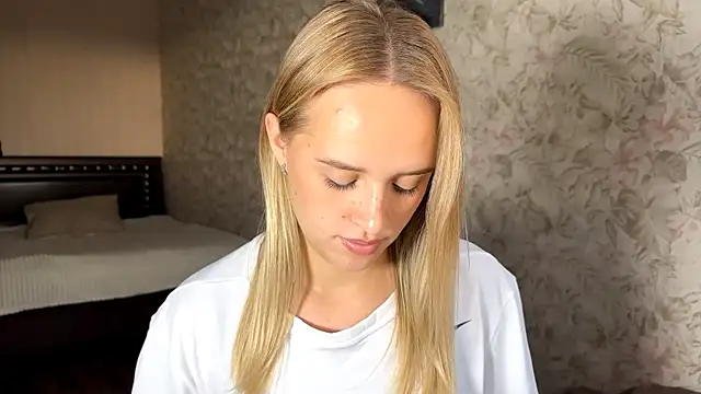 ElisabetLorney online show from September 23, 8:12 am