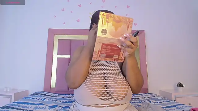 PenelopeBoobss online show from March 25, 11:18 pm