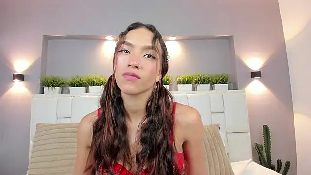 LunnaBlake online show from September 12, 4:35 am