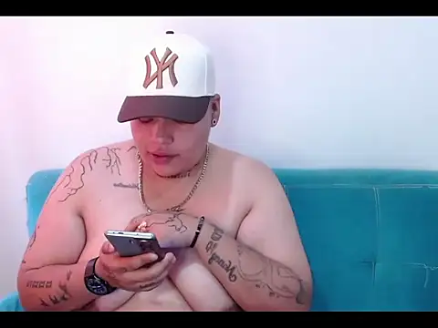 Yulian bigclit7 online show from October 4, 7:40 pm