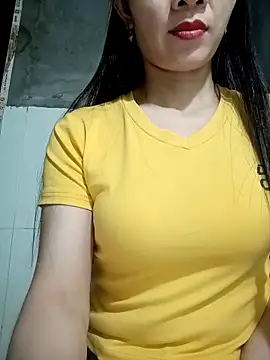 Snapshot of Vyvyy06 chatting on October 15, 3:25 pm Vyvyy06 online show from October 15, 3:25 pm