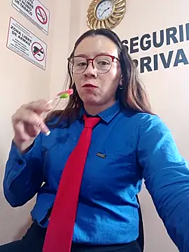 Hannah-colx online show from October 26, 6:36 pm