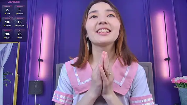 Snapshot of Sara__lu chatting on September 28, 2:00 pm Sara lu online show from September 28, 2:00 pm