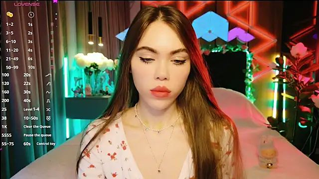 MimiFors online show from October 6, 5:07 pm