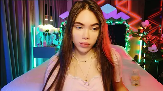 MimiFors online show from September 17, 3:43 pm