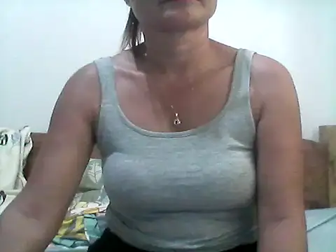 nathalie0045 online show from March 6, 3:12 am